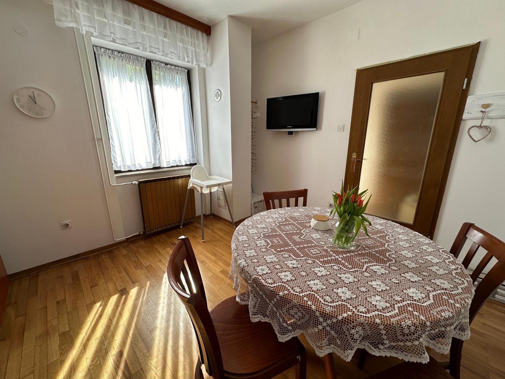 Sunny Hill Apartment Ilirska Bistrica Extérieur photo