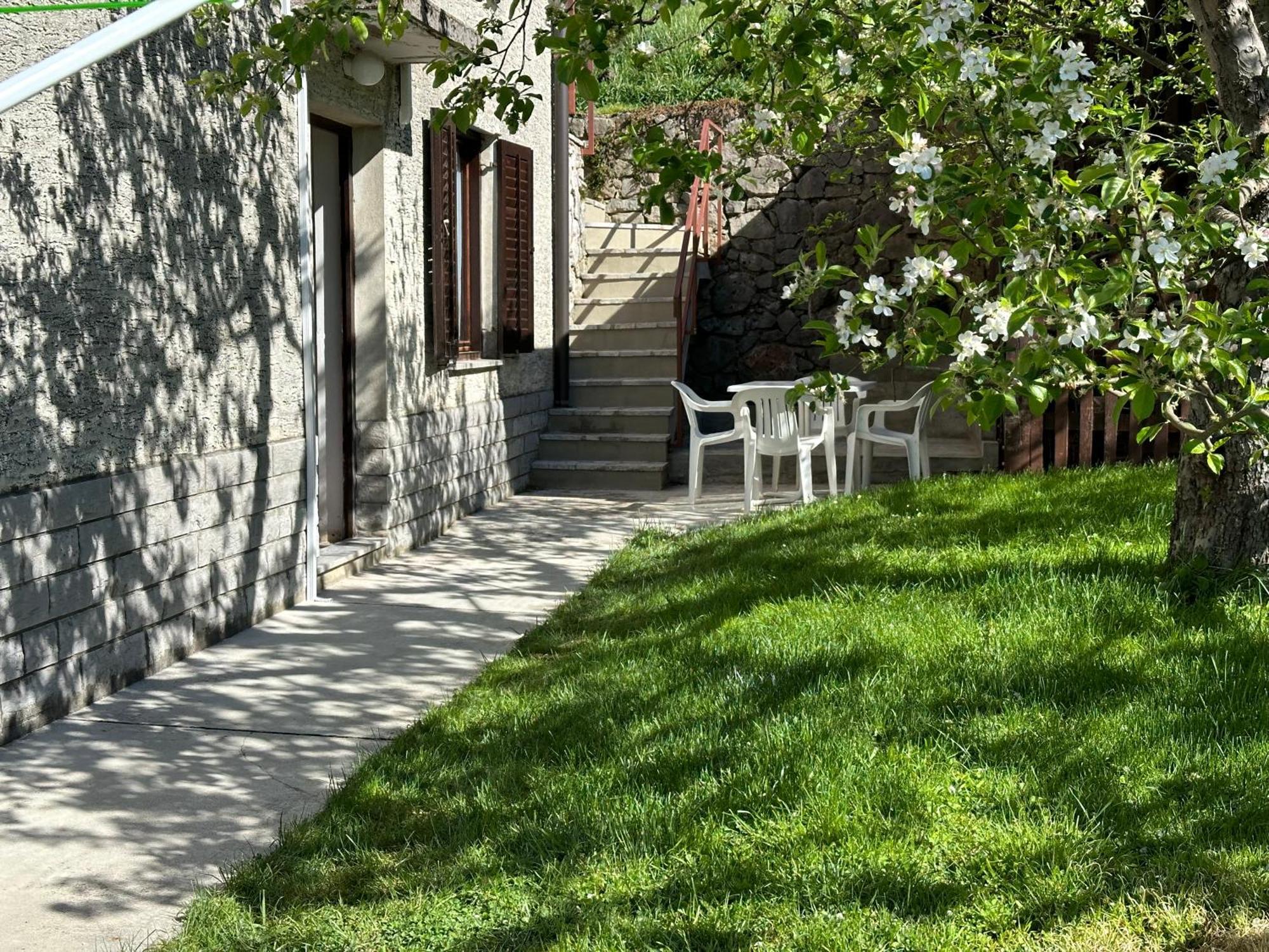 Sunny Hill Apartment Ilirska Bistrica Extérieur photo